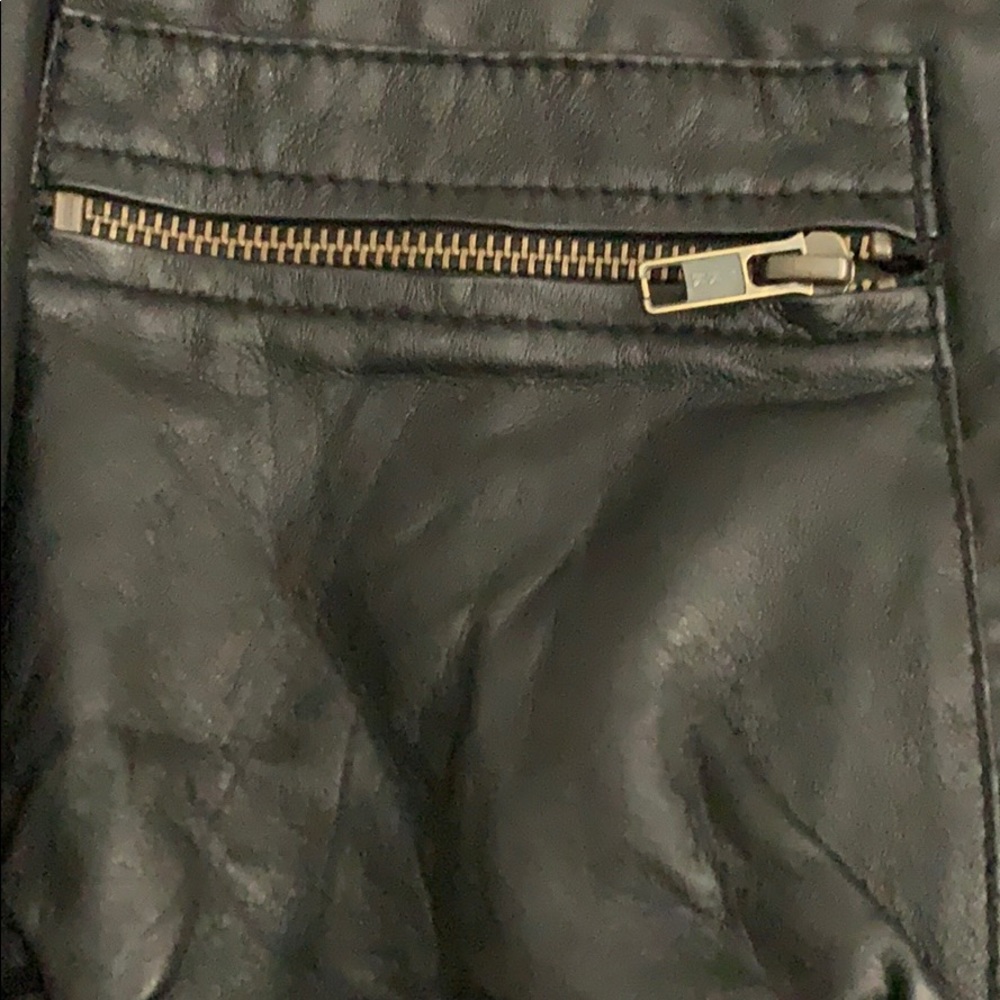 Beautiful Leather Jacket - image 3